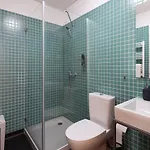 Lovelystay - Oren Duke's House