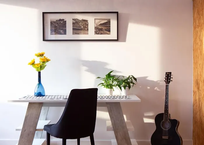 Apartment Lovelystay - Oren Duke's House