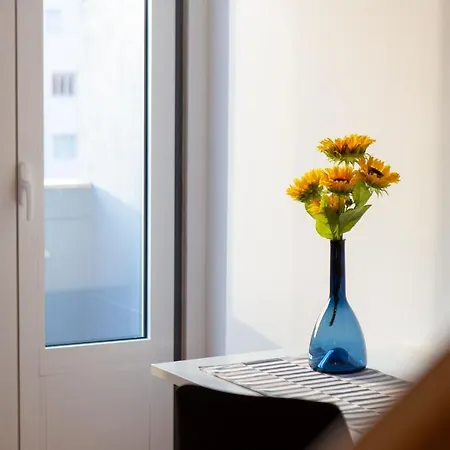 Apartment Lovelystay - Oren Duke's House