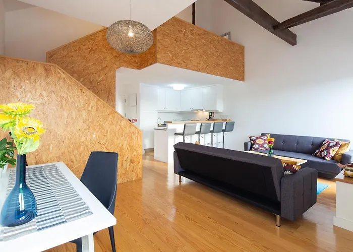 Daire Lovelystay - Oren Duke's House