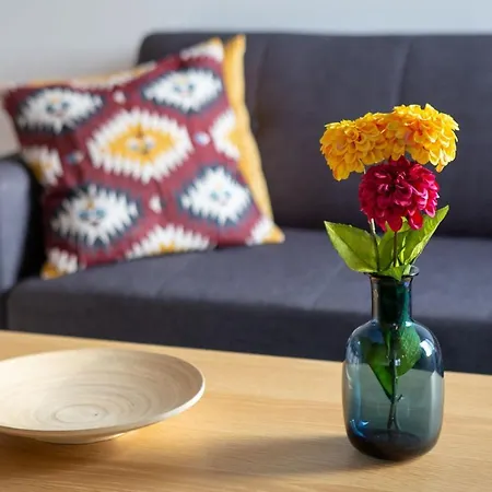 Lovelystay - Oren Duke's House *