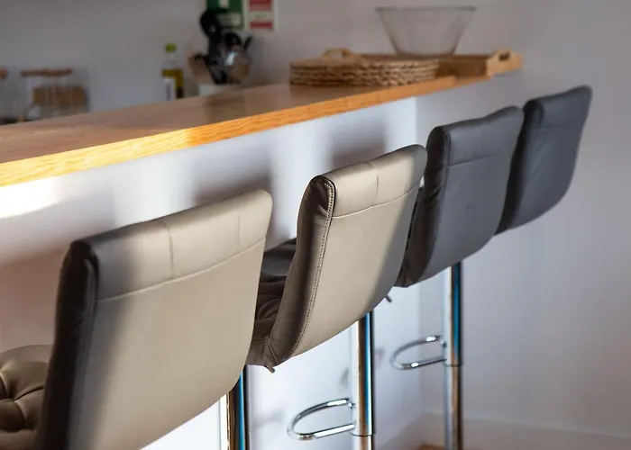 Lovelystay - Oren Duke's House